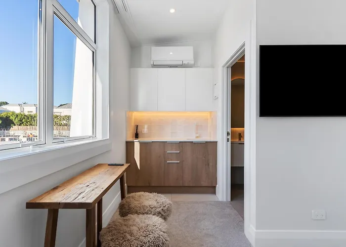 Newmarket Central - Boutique Suites