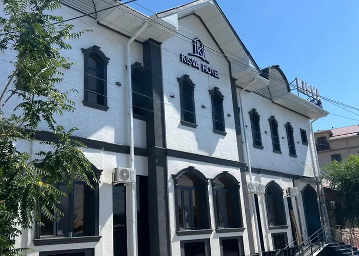 Kisva Hotel