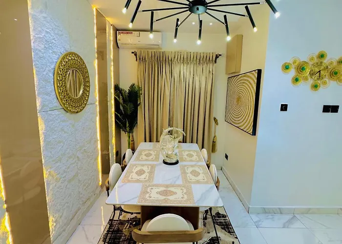Armacruz Luxury Hotel And Apartment
