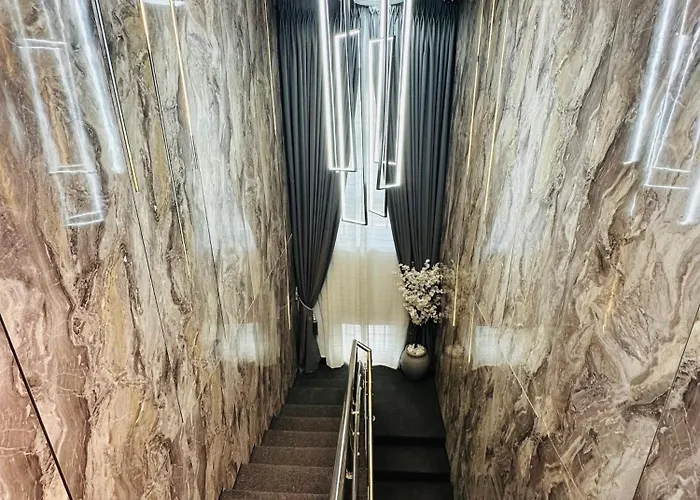 Armacruz Luxury Hotel And Apartment