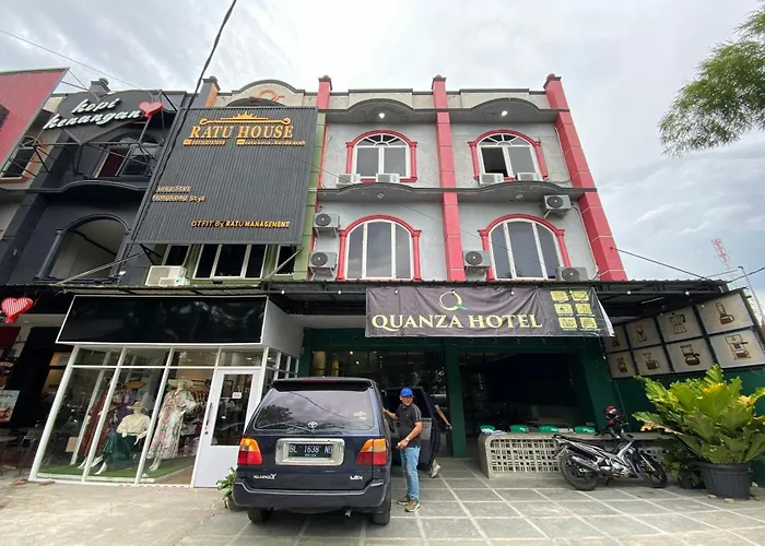 Collection O Near Masjid Raya Baiturrahman Formerly Quanza Hotel