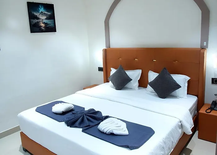 Hotel Surya Avenue
