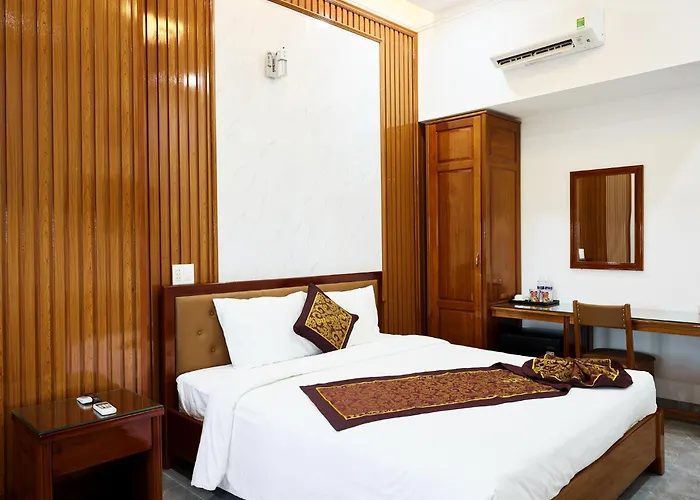 Phố Núi 2 Hotel