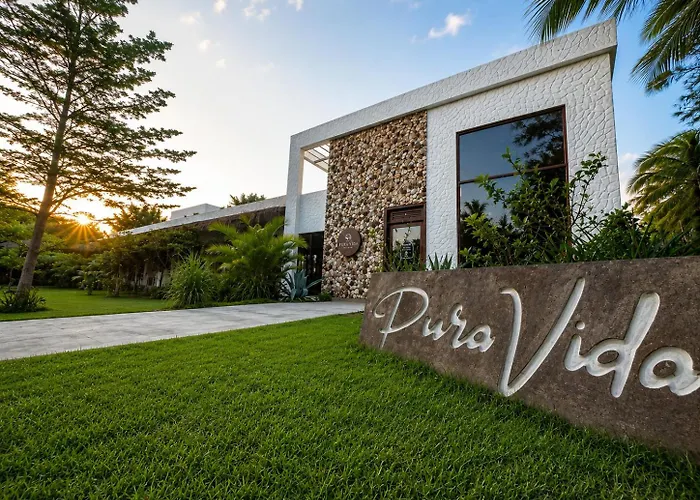 Pura Vida Hotel