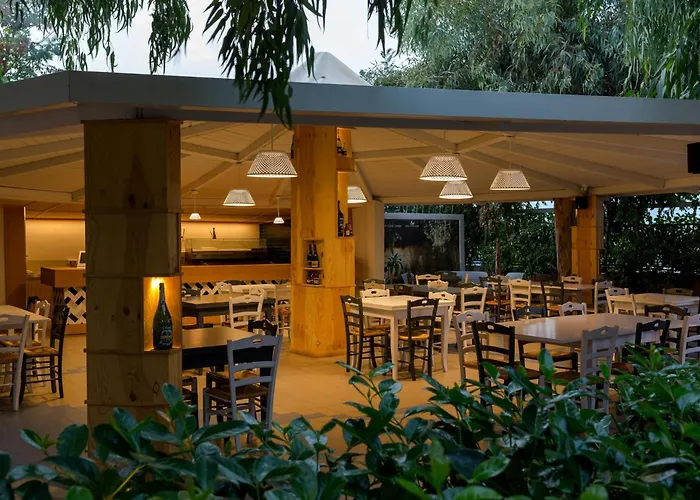 Hotel Paradiso 1972
