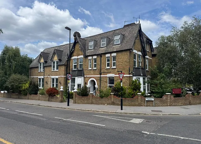 The Kirkdale Hotel