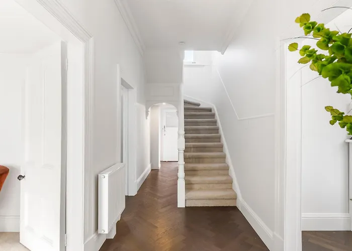 Newmarket Central - Boutique Suites