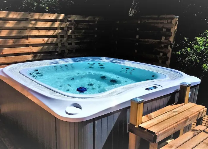 Petite chambre économique avec accès au spa extérieur
