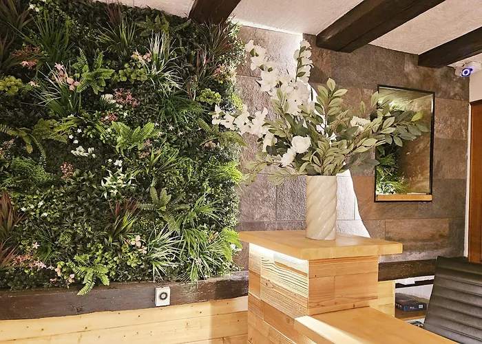 L'Ecrin Vert & Spa Hotel