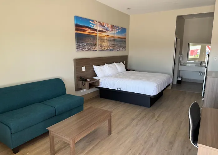Clarion Pointe Port Lavaca