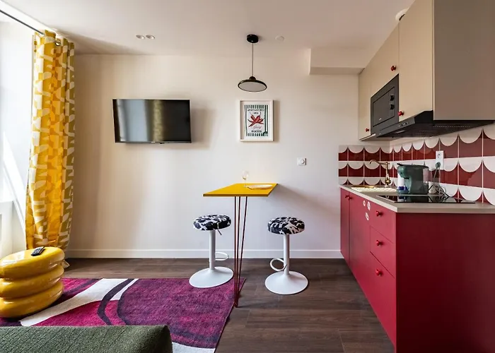 Pop Hotel