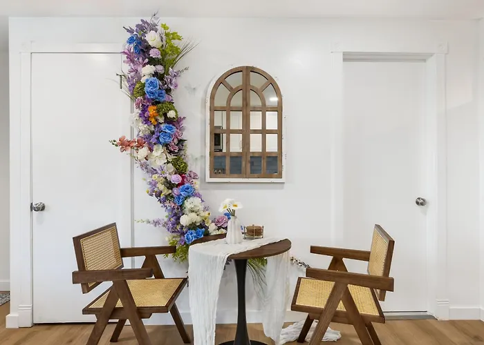 Stayoo Suites - Seattle Secret Garden