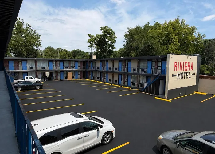 Riviera Motel