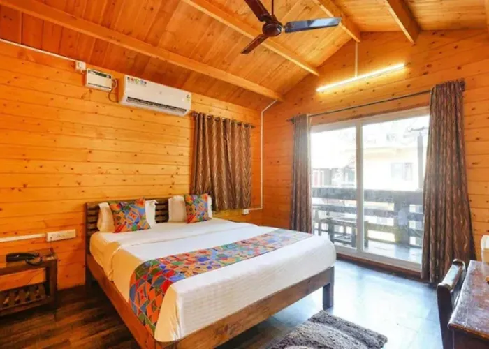 Fabhotel Wenzet Cottages By Stayora
