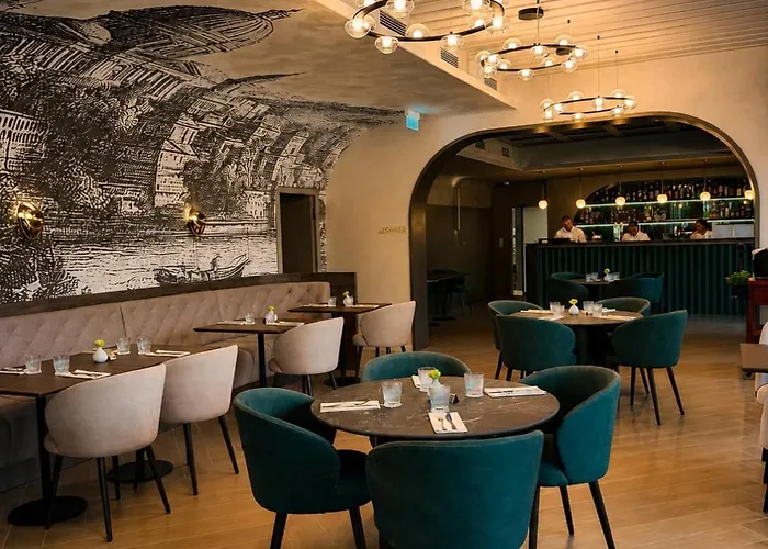 Gw Danube Hotel