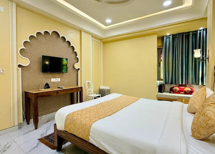 Hotel Shree Banke Bihari Heritage