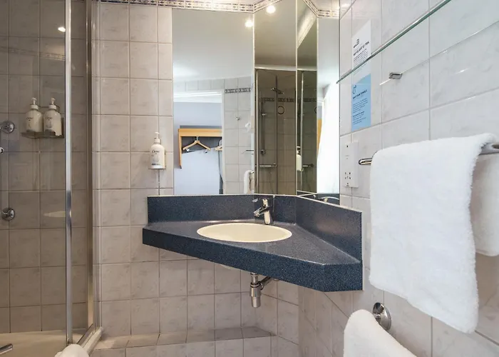 Holiday Inn Express Bristol City Centre By Ihg