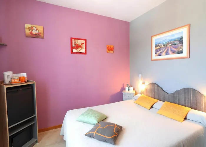 Logis Auberge De Tavel