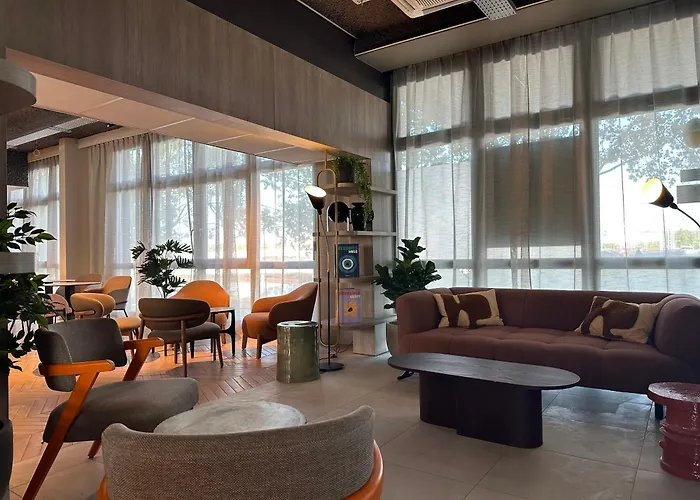 Tulip Hotels & Residences - Marne-La-Vallee Torcy
