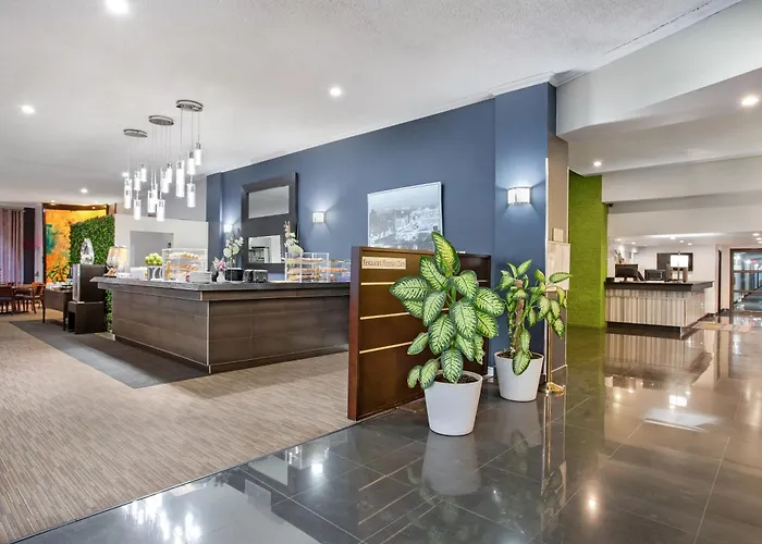 Days Inn By Wyndham Montreal Airport Conference Centre