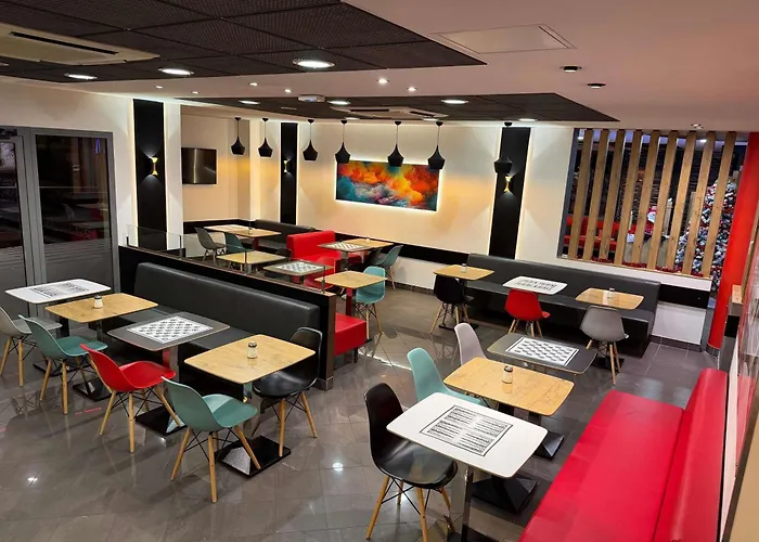 IBIS Cannes Mouans Sartoux parking gratuit