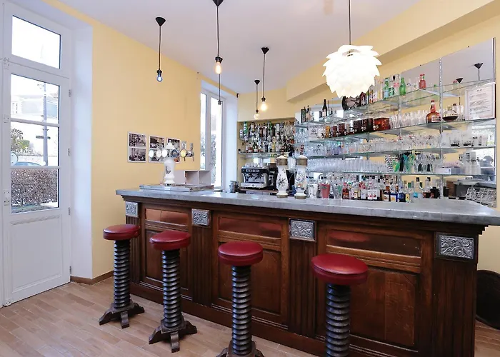 Relais Saint Louis, Logis