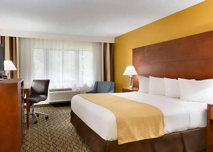 Country Inn & Suites By Radisson, Mishawaka - South Bend
