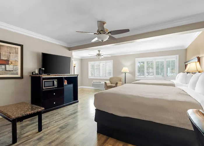 Quality Inn & Suites Santa Maria