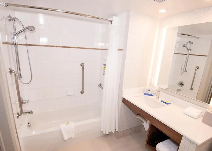 Holiday Inn Express Hotel & Suites-Hinton By Ihg