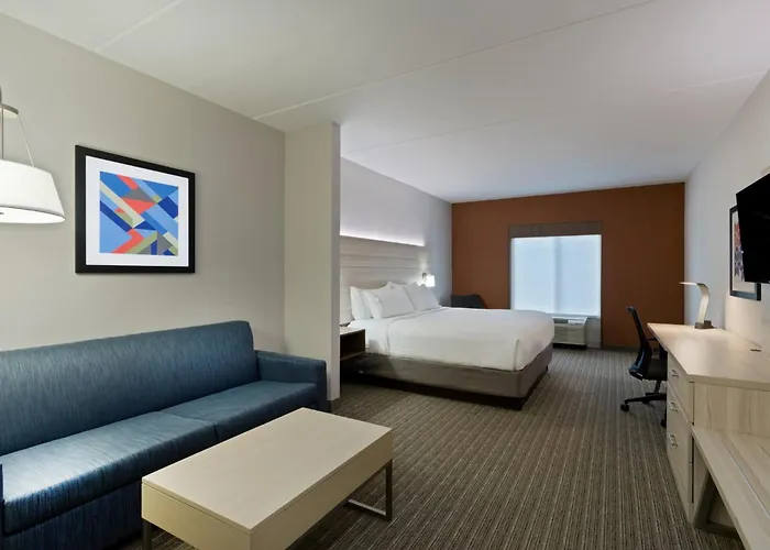 Holiday Inn Express & Suites Tavares By Ihg