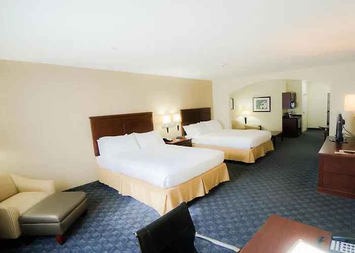 Holiday Inn Express Hotel & Suites Pampa By Ihg