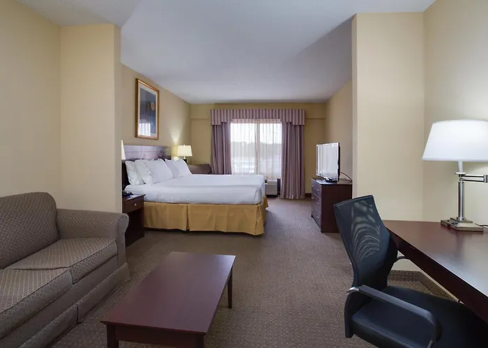Holiday Inn Express & Suites Sebring By Ihg