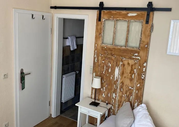 Moselland Hotel Im Enderttal Zum Onkel Willi