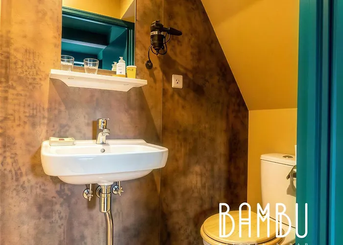 Bambu Kitchen & Bar - Hotel Restaurant