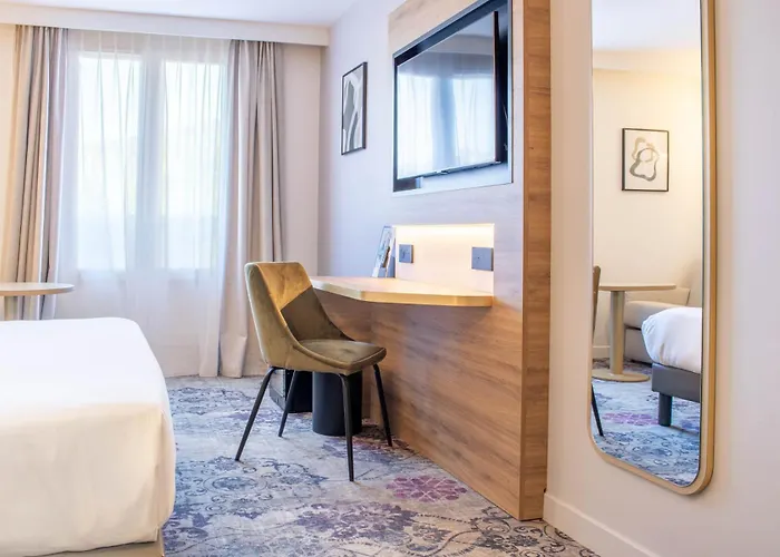 Brit Hotel Cahors Centre - Le Valentre