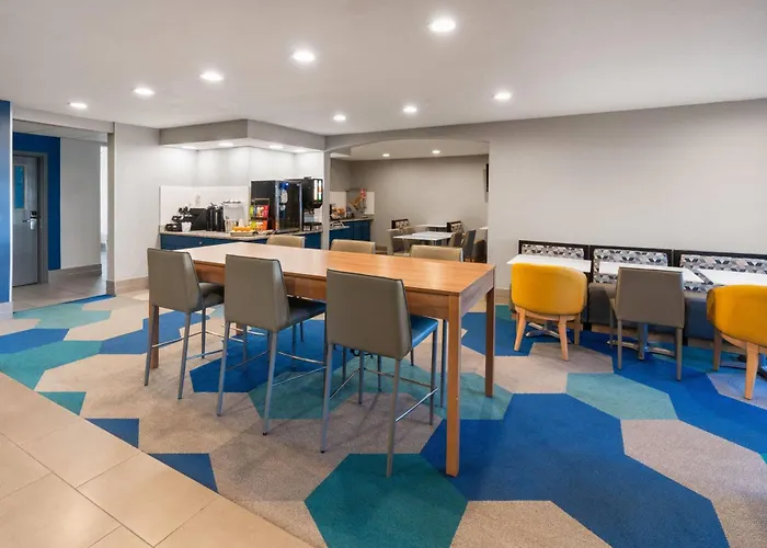 Microtel Inn & Suites By Wyndham Denver Airport