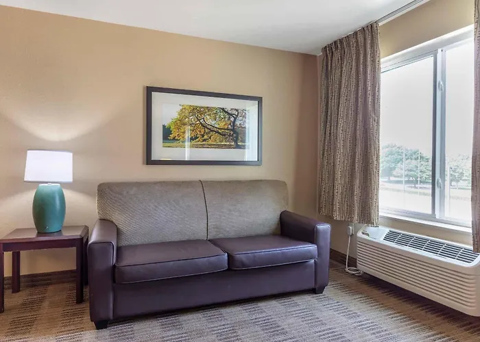Extended Stay America Suites - Chicago - Skokie