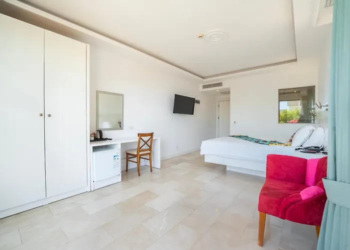 Highclere Hotel And Spa (Adults Only)