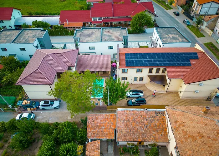 Casa Cu Nuc