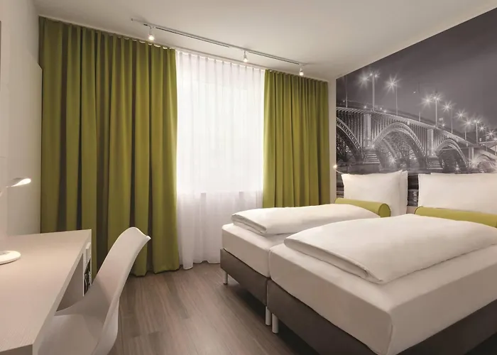 Super 8 By Wyndham Mainz Zollhafen