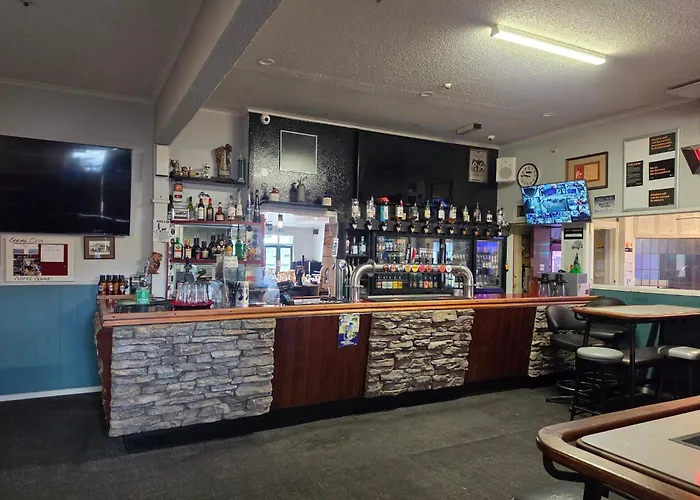 Hotel Motueka - Some Weekends May Have Loud Live Music Playing