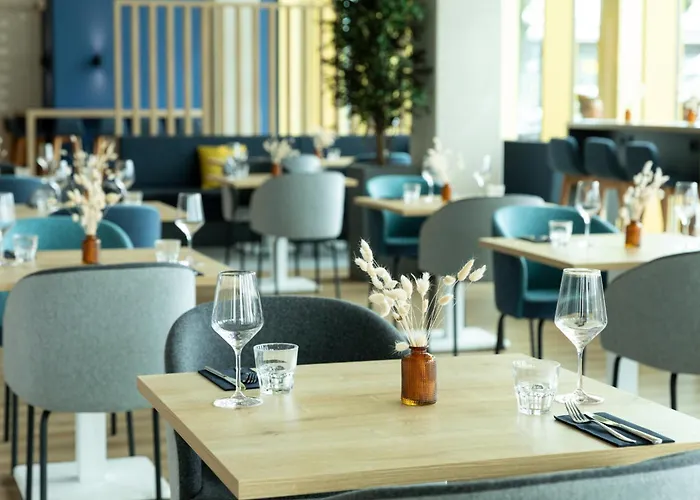 Holiday Inn Express Amsterdam - North Riverside By Ihg