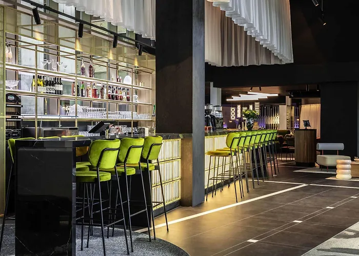 Mercure Amsterdam North Station