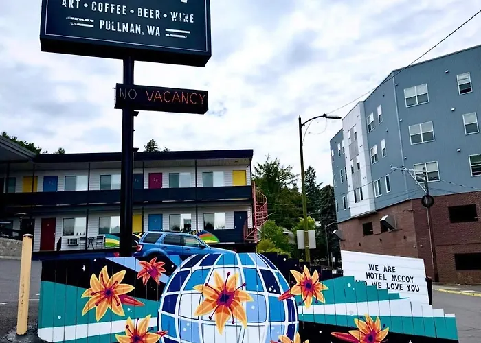 Hotel McCoy Pullman - Art, Coffee, Beer, Wine