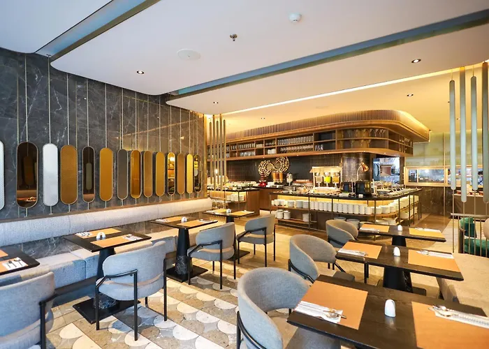 Oakwood Suites Tiwanon Bangkok