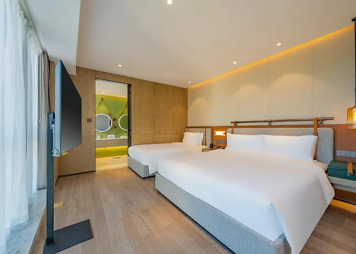 Holiday Inn Zhuhai City Center By Ihg