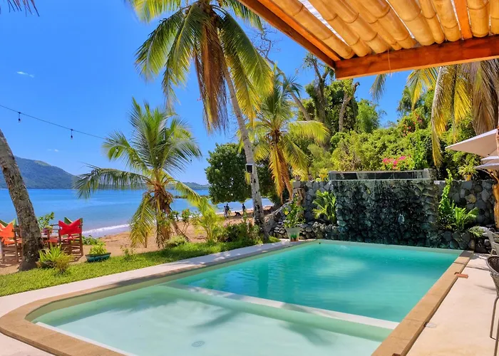 Floraly Komba Hotel - Nosy Komba