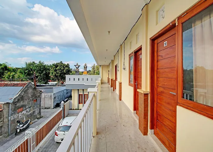 Oyo 92952 Nirmala Guest House
