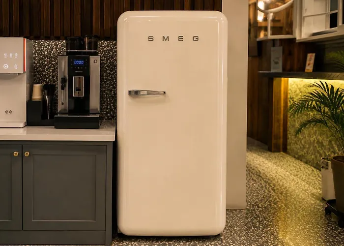 February Hotel Seongseo