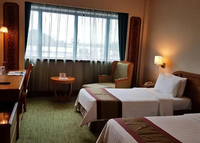 The Centrepoint Hotel